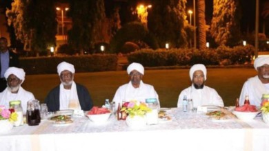 هيئة علماء السودان تدعو البشير للعدل ومحاسبة المقصرين العلماء