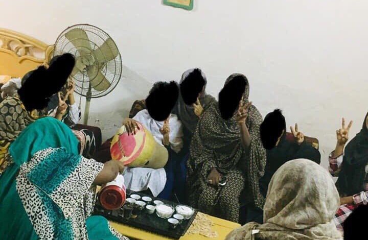 بالصور ...حيلة "زواج" ذكية تنجح في انقاذ متظاهرات سودانيات من قوات الأمن بنات امدرمان2