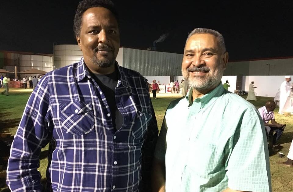 صحفي سوداني يتوقع شخصية رئيس وزراء ما "بعد الانتفاضة" واسقاط البشير حسين ملاسي