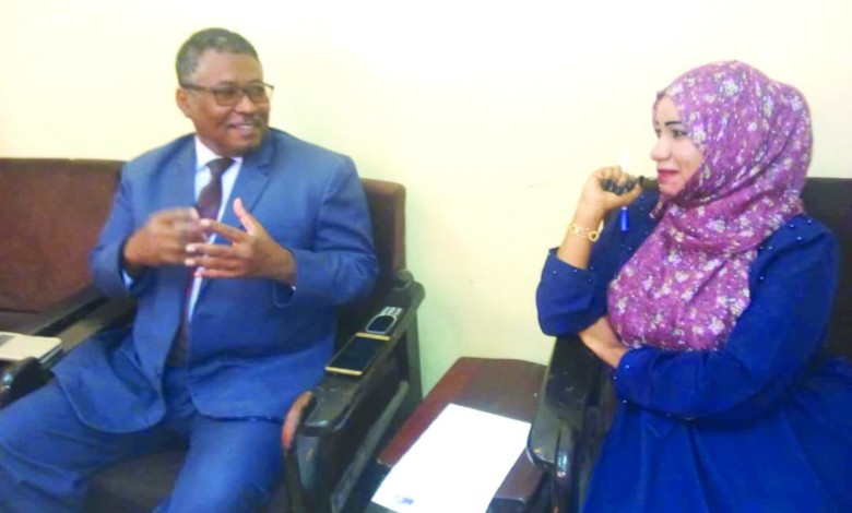 قيادي بالمؤتمر الوطني يكشف خطط الدولة لاحتواء أزمة الوقود والخبز والسيولة محمد المصطفي الضو 1