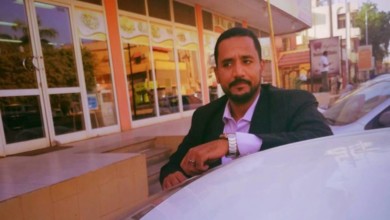 اعتقال مدير مكتب غازي صلاح الدين من امام مقر حركة الاصلاح الان محمود الجمل