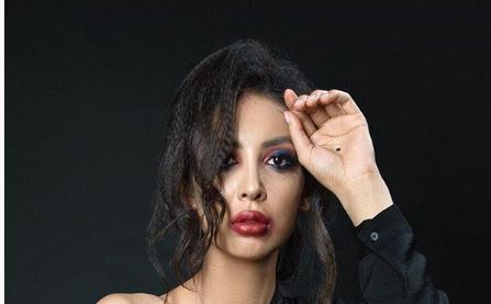 علقة ساخنة لنائبة بسبب ملابسها المثيرة نائبة