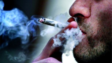 مواطن يضبط نظامياً يتعاطى (البنقو) يتعاطى البنقو