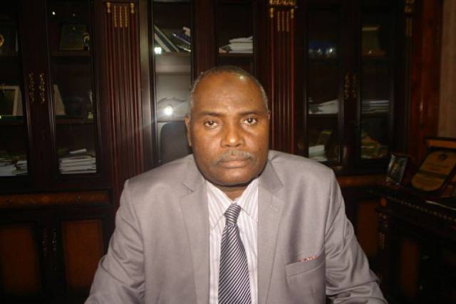 وزير السياحة عمر سليمان 1