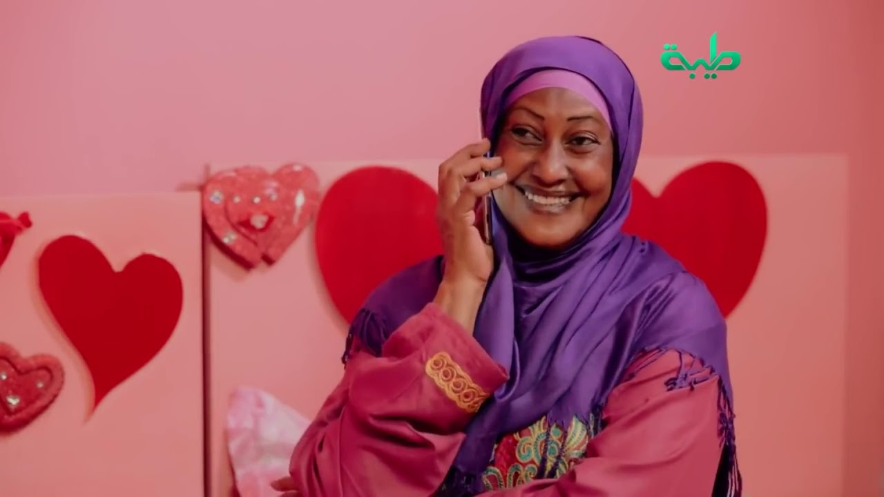 بالفيديو: رئيس يتنحى بعد تمرد أسرته .. دراما قصيرة تحاكي الواقع السوداني 144453