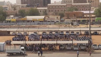 بالصورة ..إستعدادات قصوى لقوات الأمن بانتظار مظاهرات اليوم بالخرطوم 52276920 2380150438869900 609930796785991680 n
