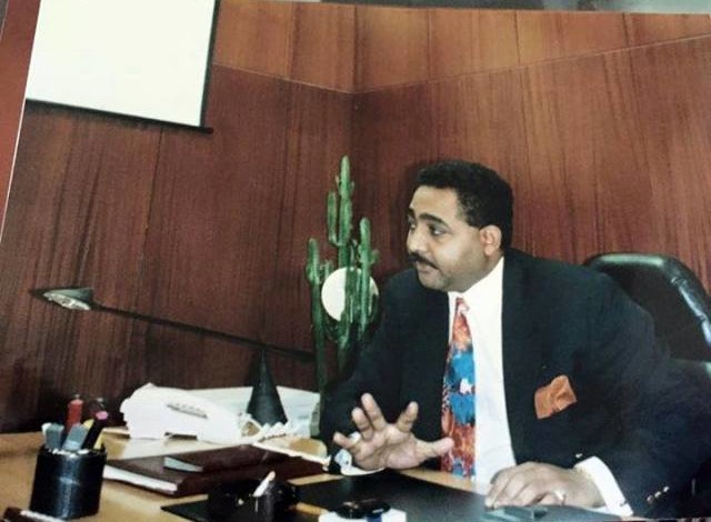 مرشح سابق يعلن ترشحه للرئاسة في2020 السمؤال حسين عثمان منصور1