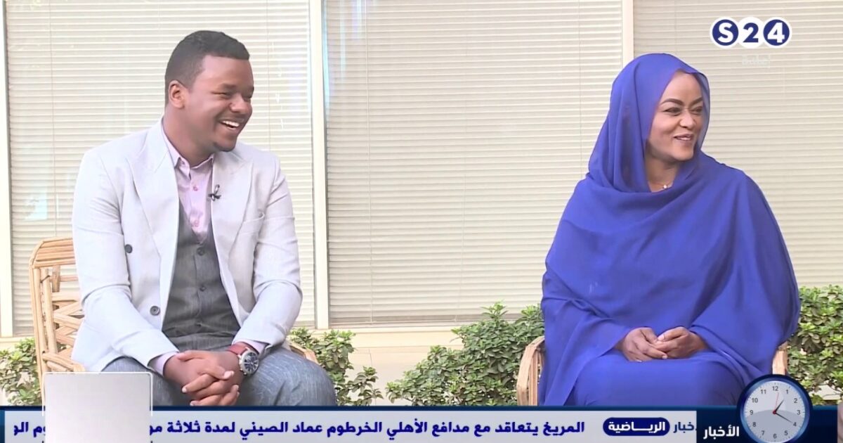شاهد.. سودانية 24 تخطف تمساح الغناء الذي بهر رواد المواقع ببحر أبيض 24