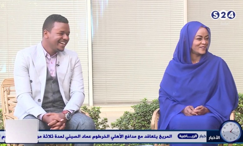 شاهد.. سودانية 24 تخطف تمساح الغناء الذي بهر رواد المواقع ببحر أبيض 24