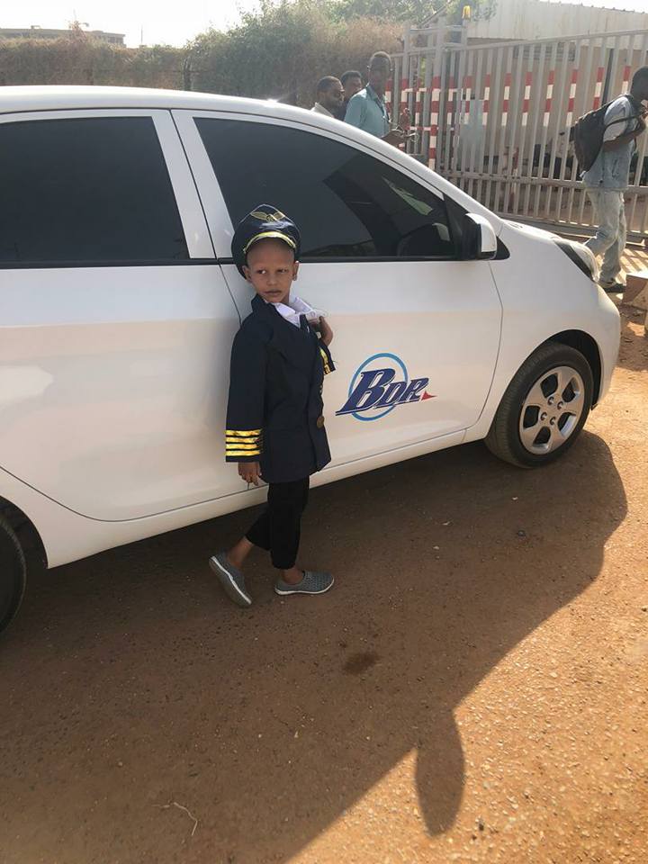 (بدر للطيران) تُحقِّق أمنية طفل 55726104 403068303857592 51598152251211776 n