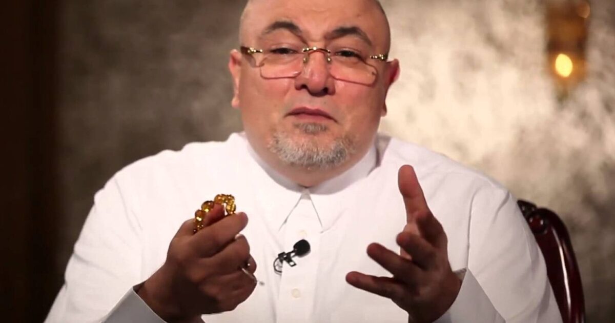 خالد الجندي: إحنا شيوخ السلطان وهكذا أمرنا الله.. واللي يقول غير كده شيطان ggggggggggggggf