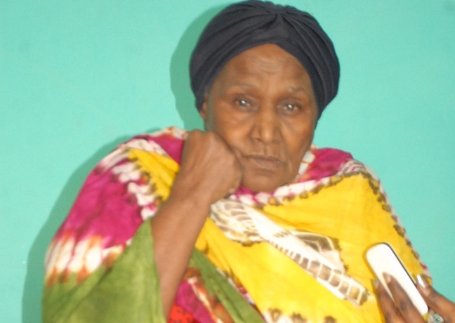 نقل الممثلة “فائزة عمسيب” للعناية المكثفة بالقاهرة فائزة عمسيب