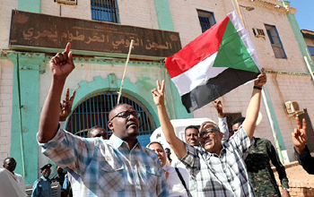 السلطات تطلق سراح البوشي وودقلبا البوشي