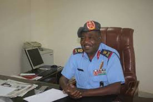 اللواء طيار صلاح الدين عبد الخالق