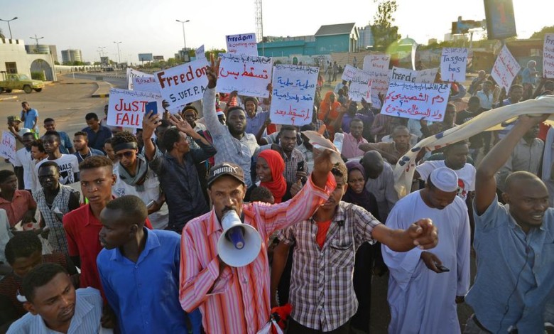 التغيير” تؤكد التمسك بالاعتصام وبسلميته سلمية