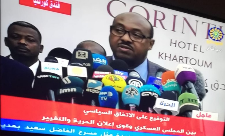 دموع الوسيط الاثيوبي تخطف أضواء التوقيع على الاعلان السياسي بين الفرقاء السودانيين ٢٠١٩٠٧١٧ ٠٨٥٠٠٦