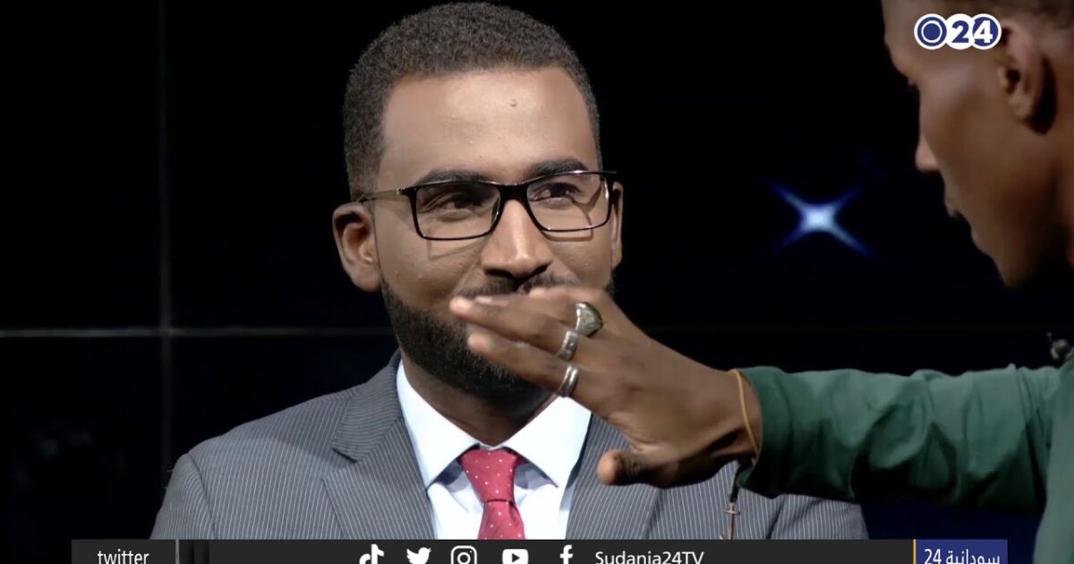 بالفيديو : شاب سوداني ينوم مذيع قناة “سودانية 24” مغنطيسياً بالأستوديو على الهواء مباشرة 199529