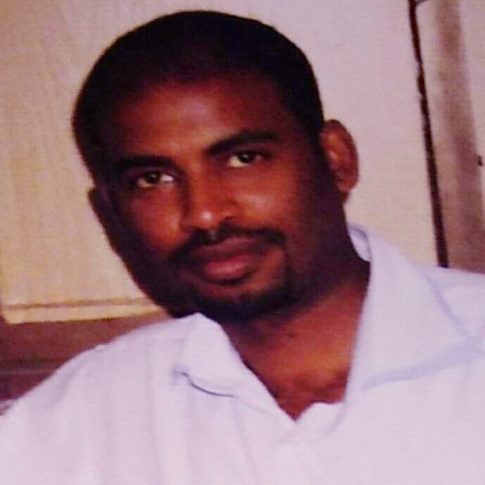 بالصورة: جريمة بشعة تهز "جبرة"...مقتل مغترب سوداني يعمل في ترحال ونهب سيارته ٢٠١٩١١٢٧ ٢١٤٦٥٢