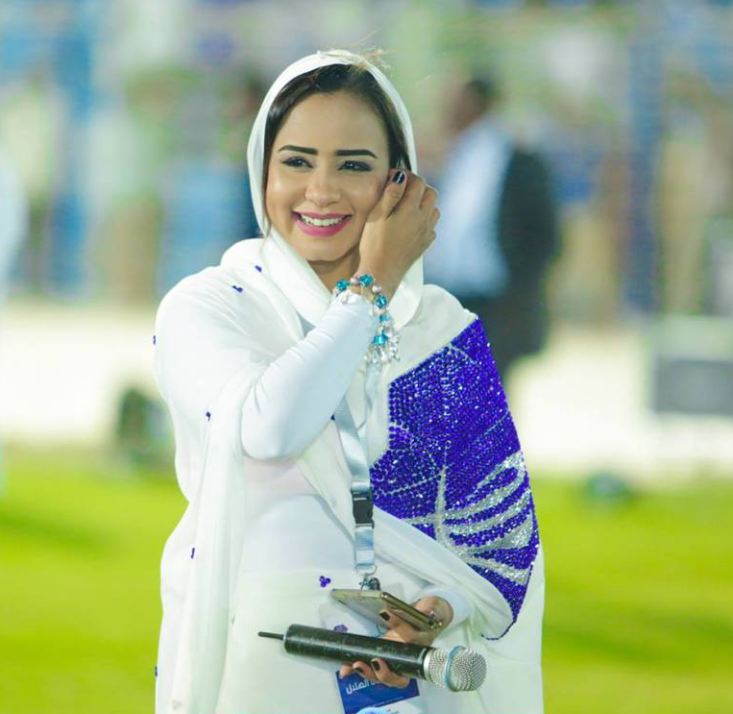 بالفيديو.. المذيعة داليا عطا الله تفاجئ المشاهدين وتغني على الهواء مباشرة وناشطون (وجه ملائكي وحنجرة ذهبية) داليا عطا