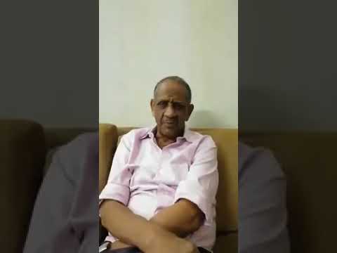 صحافي مثير للجدل يعلن عودته إلى الحركة الإسلامية عمار محمد ادم