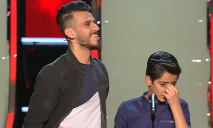 بافيديو : نانسي عجرم تبكي وتغادر مسرح "ذا فويس كيدز".. لهذا السبب ذا فويس كيدز 1580589555 0