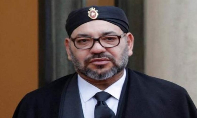 بالفيديو ..بدون تقبيل للأيادي.. "كورونا" يغير بروتوكولا رسميا للعاهل المغربي lpl hgpsk