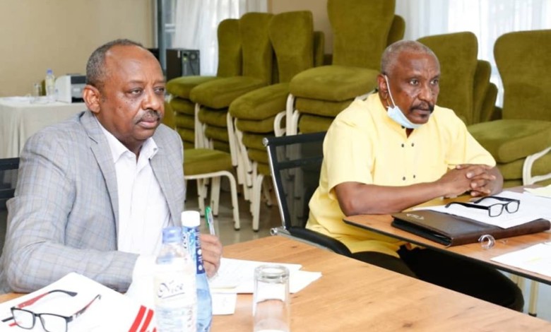 آخر صورة لوزير الدفاع جمال عمر قبل وفاته جمال عمر