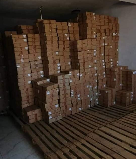 وزير الصحة الاتحادي يطمئن على الامداد الدوائي بالبحر الاحمر hx