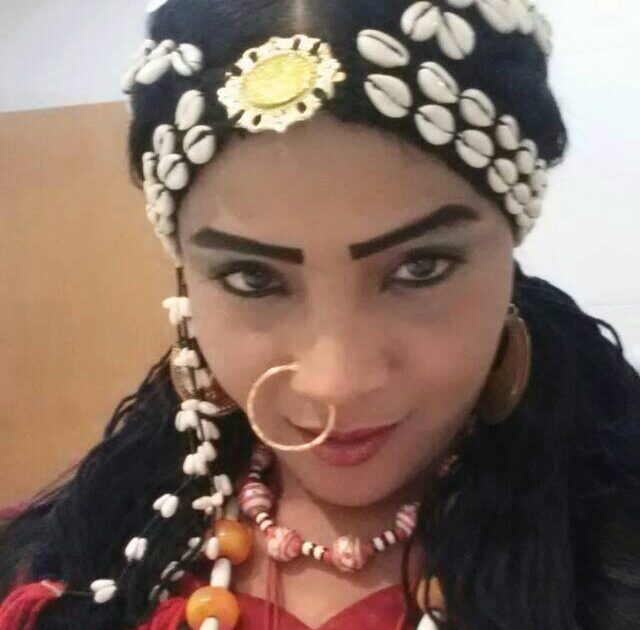 الفنانة شادن حسين:(تسقط بس) عرضتني لقسوة جهاز الامن حتى تجربة فض الاعتصام شادن حسين