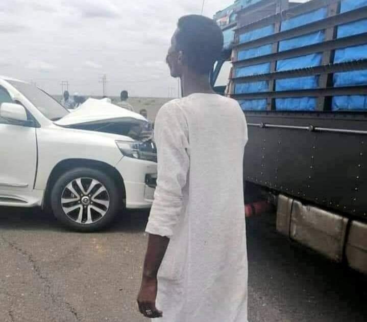 بالصور.. حادث لوفد المجلس السيادي بطريق كسلا FB IMG 1596796812803