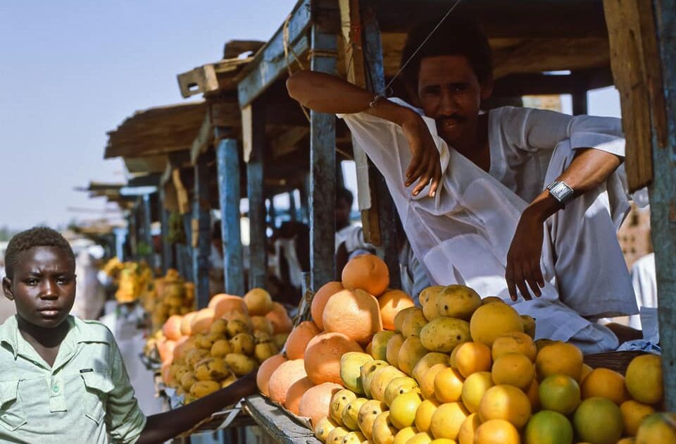 زيادة الوقود تتسبّب في ارتفاع الخضر والفاكهة فواكه 1984