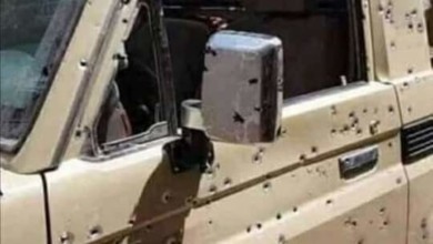 بالصورة: مشهد صادم لـ«وابل من الرصاص» على سيارة شُهداء الواجب بشمالي السودان FB IMG 1600684623057