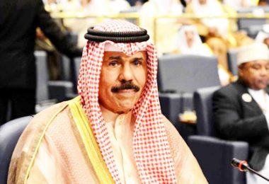 الأمير نواف 380x260 1 - تعرف على أمير الكويت الجديد