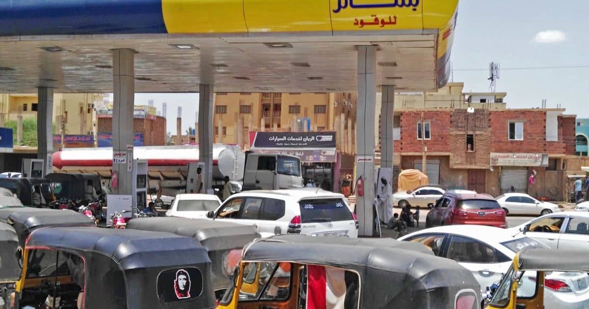ضبط محطة مخصصة لخدمة وزارة سيادية تعيد سحب الوقود وبيعه للمصانع بشائر للوقود
