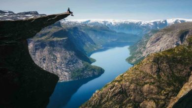 حافة العالم