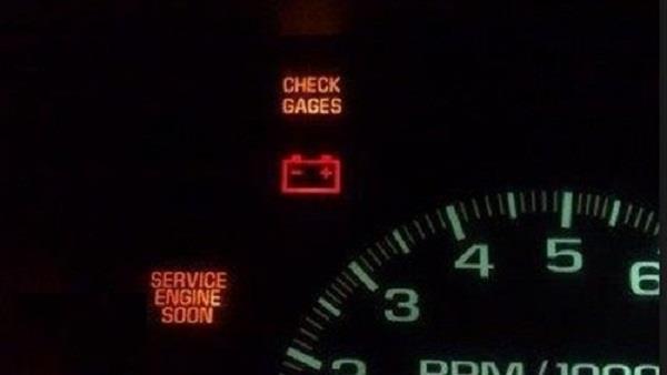 سيارة تحذير البطارية طبلون