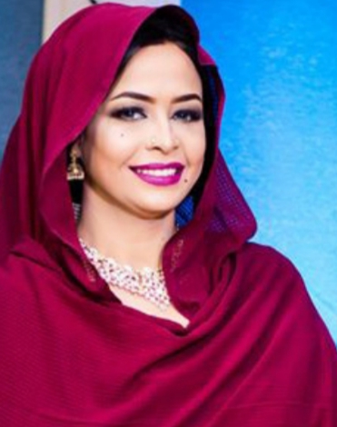 شاهد بالفيديو: ضيف الحلقة يصيب المذيعة بالصداع مما فعله وتردد (الله أكبر) المذيعة سلمي فيصل