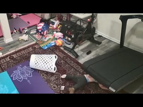 بالفيديو: سحبت أطفالاً ودفعتهم أسفلها حيث حوصروا.. تحذير عاجل من أجهزة الركض 323131