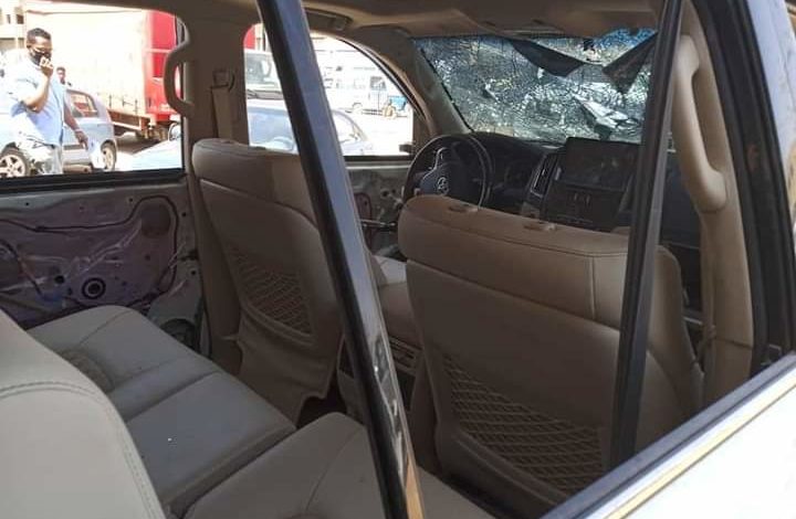 بالصور.. نهب واعتداء على السيارات بمحطة وقود بالخرطوم نهارا FB IMG 1618469179574