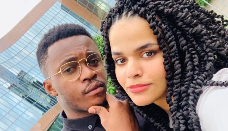 رهف القنون تنشر صورة فاضحة .. والوشوم تغطي ذراعها! رهف القنون 750x430 1