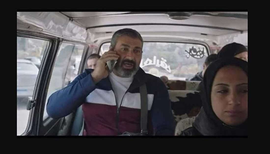 كيف برّر الفنان ياسر جلال مشهد "الموبايل المقلوب"؟ مسلسل
