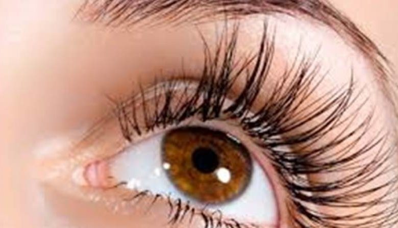 تحذير طبي من مصحح حواجب يحتوي على مواد سامة..قد تسبب الصرع الحواجب والرموش