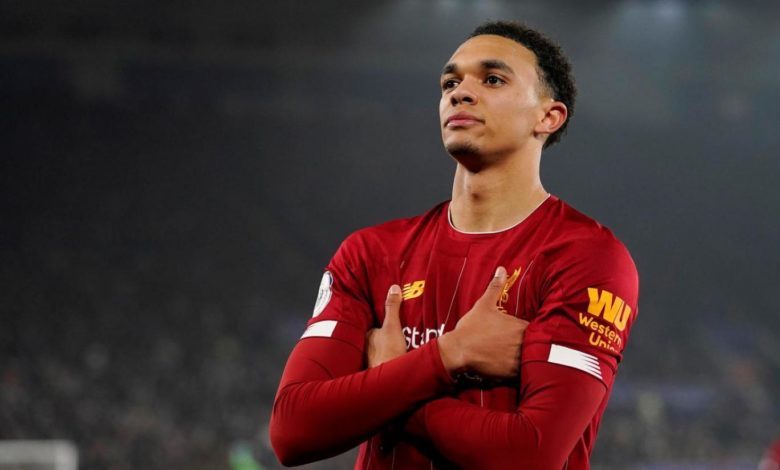 بالصور:نجم ليفربول الإنجليزي “أرنولد” يصدم جماهيره بتسريحة شعره الغريبة الكساندر ارنولد