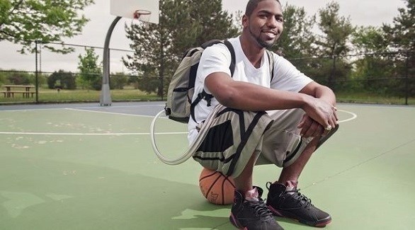 شاب يعيش 555 يوماً بلا قلب شاب يعيش بلا قلب