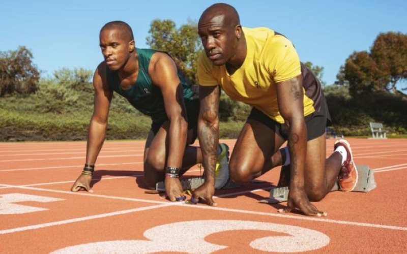 الكفيف الذي أصبح العداء الأسرع في العالم عداء كفيف