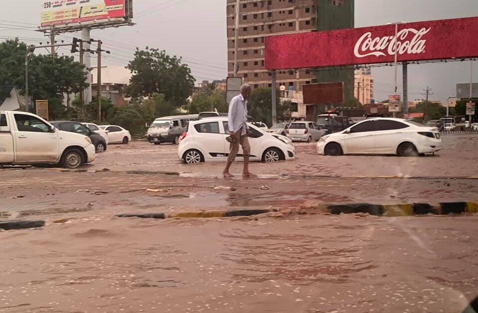 طقس السودان .. أمطار غزيرة وسيول بالخرطوم و عدد من الولايات مطر الخرطوم