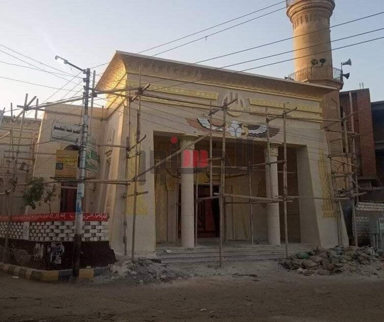 بالصور: بناء مسجد في مصر يثير غضبا كبيرا وسخرية لأول مرة في تاريخ البلاد والحكومة تتحرك مسجد 1