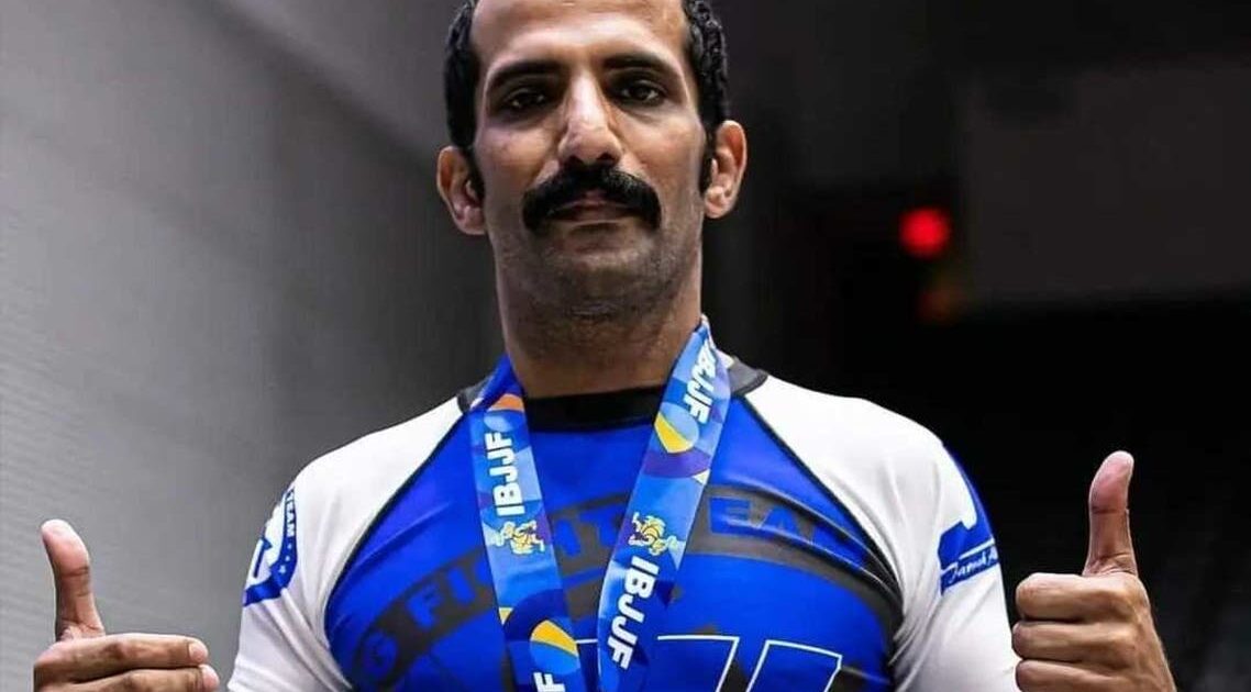 سعودي سافر الى أميركا لعلاج ابنه ..عاد منها بطلاً للعالم image