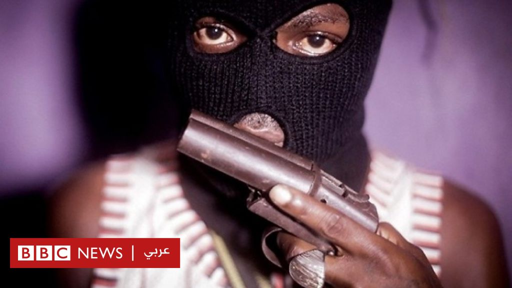 عصابة الفأس الاسود