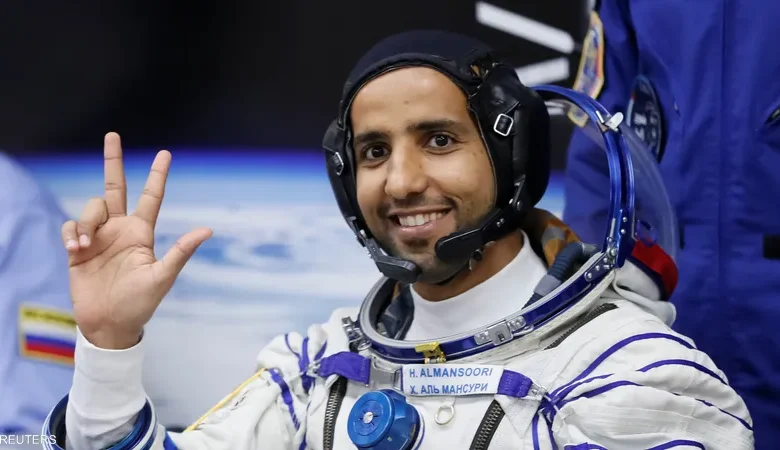 رائد الفضاء الإماراتي هزاع المنصوري1